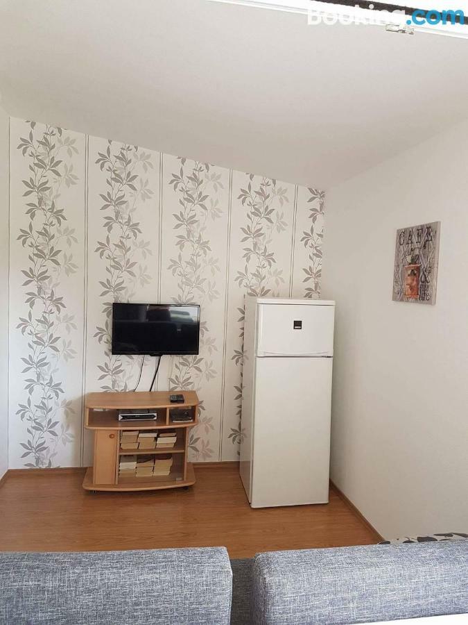 Apartamani Katarina Vl.Ilija Jusup Apartment Starigrad Paklenica Exterior photo