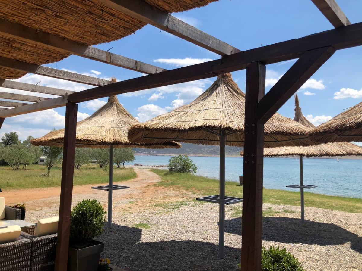 Apartamani Katarina Vl.Ilija Jusup Apartment Starigrad Paklenica Exterior photo